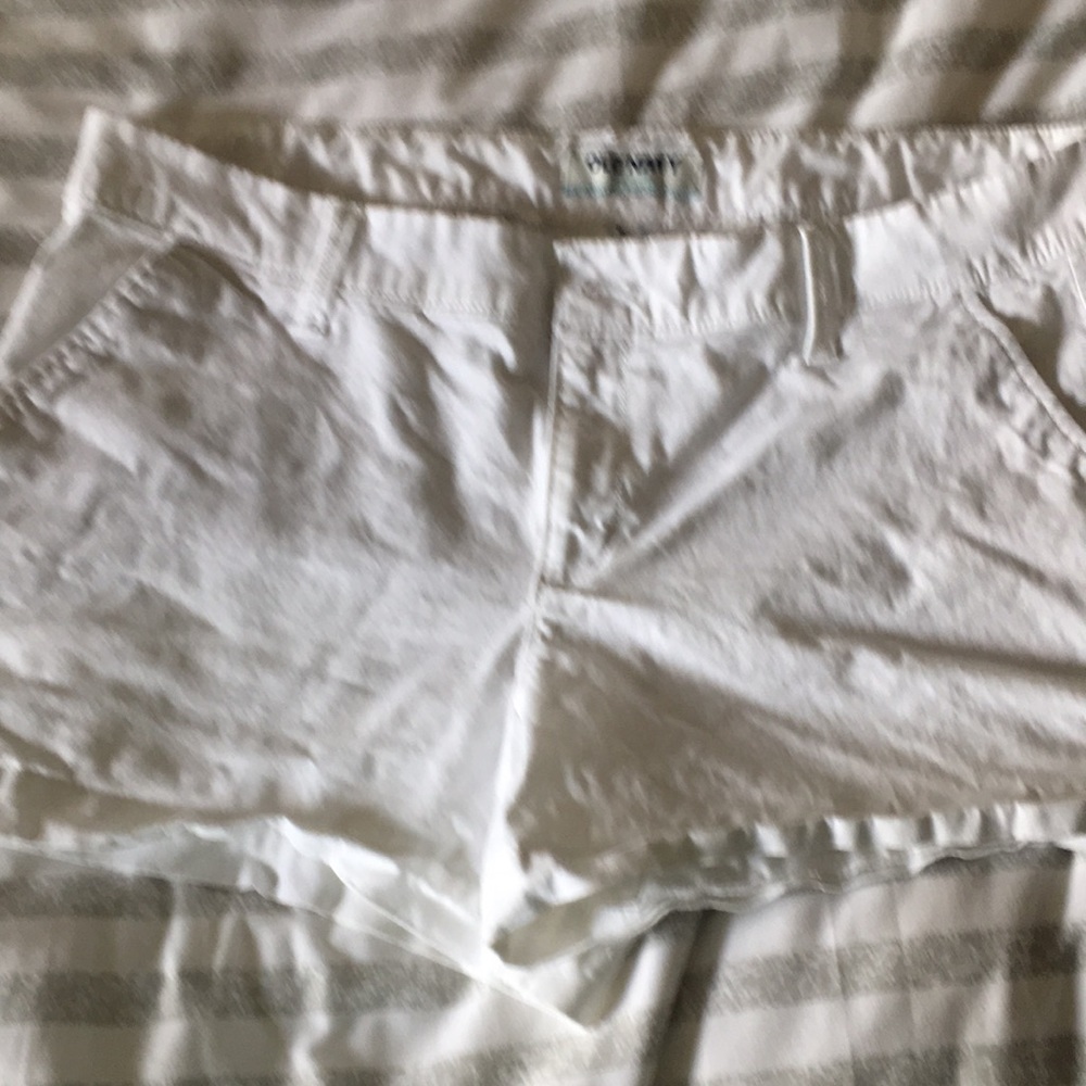White Old Navy shorts